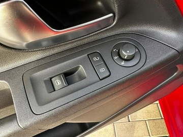 Volkswagen up! Hatchback 5d 1.0 MPI 60KM 2013 Volkswagen Up! 2 kpl.opon! Grzane fotele Klima, zdjęcie 13