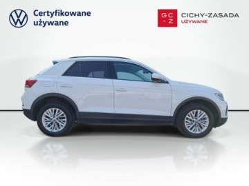 Volkswagen T-Roc I SUV Facelifting 1.0 TSI 110KM 2022 Volkswagen T-Roc 1.0TSI 110KM Manual OCAC GRATIS AppConnect FV23, zdjęcie 3