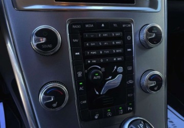 Volvo XC60 I SUV Facelifting 2.0 D4 DRIVE-E 190KM 2017 Volvo XC 60 2.0 D 190KM D4automat skora NAVI bezwypadkowy 2.0, zdjęcie 18