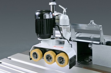 3-роликовая подача с 4 скоростями ROBLAND RAV 32 для кормового резервуара posów