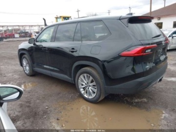 Toyota 2024 Toyota Grand Highlander Platinum, 2024r., 4x4, 2.4L 2.4 Benzyna 265KM, zdjęcie 3