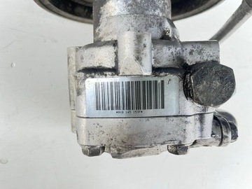 AUDI A4 A5 ČERPADLO SERVA 2,0TDI OE 8K0145153F