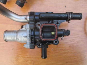 OPEL ASTRA 1.8 Z18XER A18XER КОРПУС ТЕРМОСТАТА