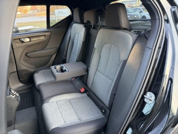 Volvo XC40 Crossover Facelifting 2.0 B3 163KM 2024 Volvo XC 40 B3 Core VOLVO XC40 B3 2024 CORE+pakiet, zdjęcie 22