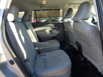 Toyota Highlander III 2023 Toyota Highlander L 2023 2.4l 2.4 Benzyna 265KM, zdjęcie 10