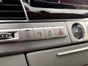 Audi A8 D4 Sedan Facelifting 4.0 TFSI 435KM 2014 Audi A8 A8 L Quattro 4.0 benzyna Japonia 4.0 Benzyna 435KM, zdjęcie 23