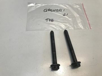 NISSAN QASHQAI III J12 1.3 2022 ŠROUBY ZAVĚŠENÍ NOSNÍKU ZADNÍ