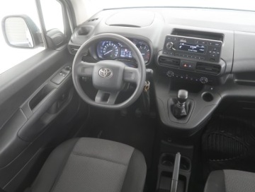 Toyota 2022 Toyota ProAce City Verso 1.5 D-4D, Salon Polska, zdjęcie 6