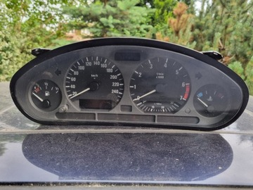 ZEGARY LICZNIK PRĘDKOŚCIOMIERZ BMW 3 E36 VDO 8379810 316i 318i