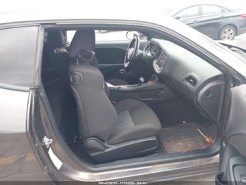 Dodge Challenger III 2022 Dodge Challenger GT 2022 3.6L 3.6 Benzyna 303KM, zdjęcie 9