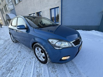 Kia Ceed I Hatchback 5d Facelifting 1.6 DOHC CVVT 126KM 2009 Kia Cee'd Ceed Lift 1.6B Lift 2009r Automat, zdjęcie 2