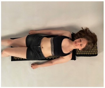 ЗОЛОТОЙ АКУПРЕССУРНЫЙ КОВРИК + ПОДУШКА ДЛЯ ЗДОРОВЬЯ + ЧЕХОЛ ДЛЯ 2 ШАРИКОВ