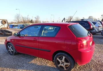 Toyota Corolla IX (E12) Sedan 1.6 i 16V 110KM 2004 Toyota Corolla Toyota Corolla 1.6 Benzyna 110KM, zdjęcie 2