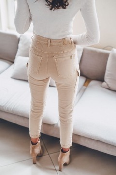 Beżowe jeansowe bojówki damskie spodnie z kieszeniami XL
