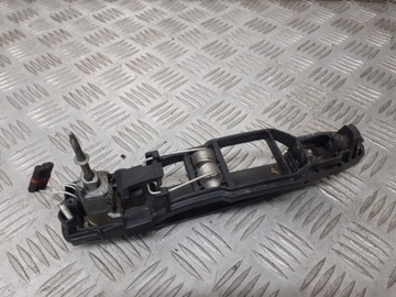 KLIKA LEVÝ PŘEDNÍ MERCEDES E 230 W210