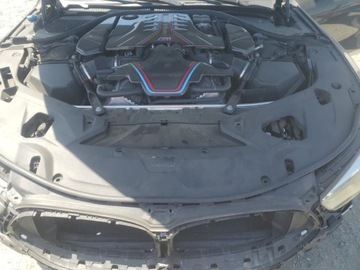 BMW 2022 BMW M8 2022 4.4l 4.4 Benzyna 617KM, zdjęcie 6