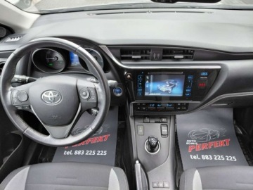 Toyota Auris II 2015 Toyota Auris Kamera Klimatronik Sensor Automat Hybryda 1.8 Hybryda 99KM, zdjęcie 18