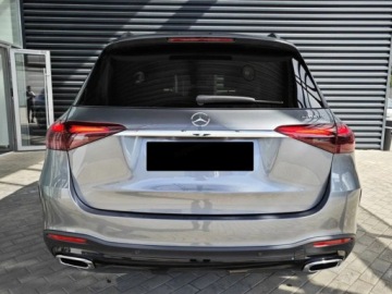 Mercedes GLE V167 SUV Facelifting 3.0 450d 367KM 2026 MERCEDES-BENZ GLE 450 d 4-Matic AMG Line 3.0 (367KM) 2026, zdjęcie 2