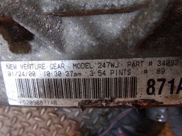 GRAND CHEROKEE 4.0 B 00R 190KM REDUKTOR P52098871AB