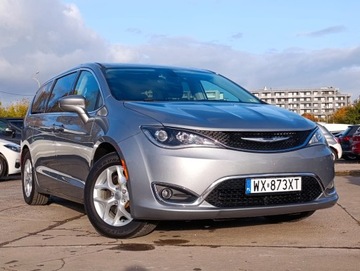 Chrysler Pacifica II 2018 chrysler pacifica Instalacja gazowa, Mały przebieg, 7 osób, Touring Plus