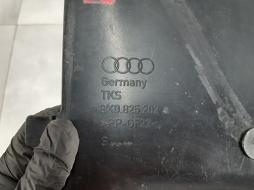 AUDI A4 A5 KRYT PODLAHY PODVOZKU PRAVÝ PŘEDNÍ 8K0825202A