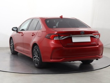 Toyota Corolla XII Sedan 1.8 Hybrid 122KM 2021 Toyota Corolla 1.8 Hybrid, Salon Polska, zdjęcie 3