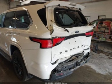 Toyota Sequoia II 2024 Toyota Sequoia Sr5 4x4 3.4 Hybryda 437KM, zdjęcie 4