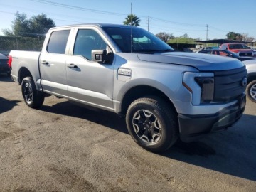 Ford 2023 Ford F150 Lightning Pro 2023 Elektryczny 452KM, zdjęcie 4