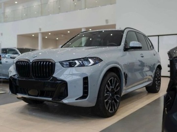 BMW X5 G05 SUV Facelifting 3.0 40i 381KM 2025 BMW X5 xDrive40i M Sport 3.0 381KM