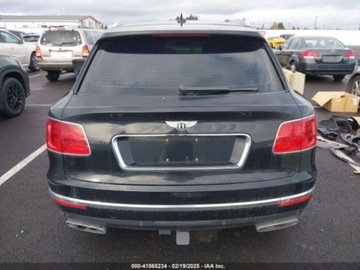 Bentley Bentayga 2017 Bentley Bentayga 2017 6.0l 6.0 Benzyna 600KM, zdjęcie 4