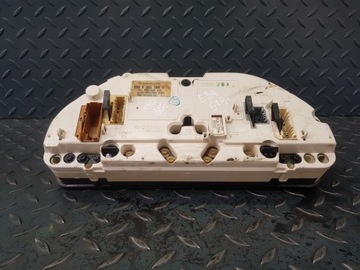 Счетчик часов 8 351 580 BMW E34 525i M50B25NV руководство Европа