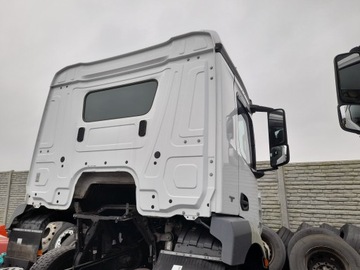 Mercedes Arocs Actros MP4 ClassicSpace M кабина