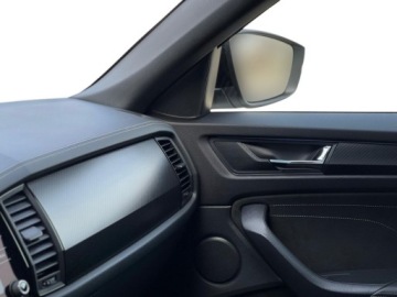Skoda Kodiaq I SUV 2.0 TDI SCR 200KM 2021 Skoda Kodiaq Sportline 2.0 TDI 200KM 4x4 DSG 7-osobowy Matrix LED Hak, zdjęcie 12