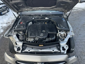 Mercedes Klasa E W213 Limuzyna Facelifting 2.0 220d 200KM 2023 Mercedes E 220 AMG Diesel mHEV 4Matic Kamera, zdjęcie 13