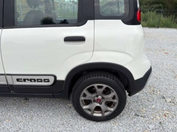 Fiat Panda III Cross Seria 1 0.9 TwinAir 90KM 2017 Fiat Panda Panda Cross z Napedem 4x4 . Gotowa do Jazdy Benzyna 90KM, zdjęcie 6