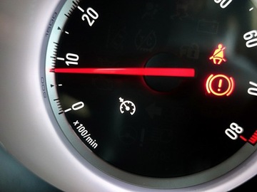 Opel Zafira C Tourer Facelifting 1.4 Turbo 140KM 2016 Opel Zafira 7-osób Kraj Bezwypadkowy SERWISOWANY, zdjęcie 27