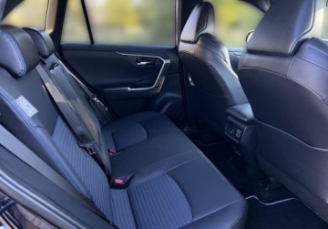 Toyota RAV4 V SUV 2.5 Hybrid Dynamic Force 218KM 2022 Toyota RAV4 2,5 HSD Selection 4x2 I Salon PL I Vat23 2.5 Hybryda 218KM, zdjęcie 13