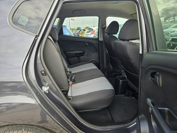 Kia Venga Mikrovan Facelifting 1.4 DOHC 90KM 2016 Kia Venga 1,4 benzyna 90KM zarejestrowany, zdjęcie 6