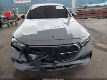 Mercedes Klasa E W214 2024 Mercedes-Benz Klasa E 350, 2024r., 4x4, 2.0L 2.0 Benzyna 255KM, zdjęcie 6