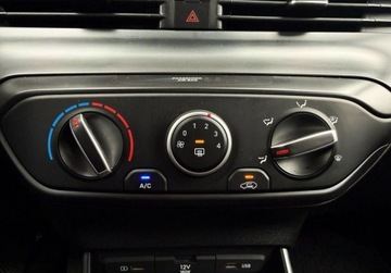 Hyundai i20 II Hatchback 5d Facelifting KAPPA 1.2 MPI 84KM 2020 Hyundai i20 1.2 MPI 84KM MT5 Classic Plus Salon PL ASO 1.2 Benzyna 84KM, zdjęcie 21