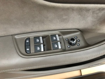 AUDI Q7 SQ7 4M ОТДЕЛКА БОКОВЫХ ДВЕРЕЙ КОЖАНОЙ ОТДЕЛКОЙ