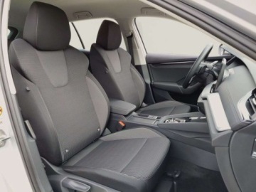 Skoda Octavia IV Liftback 1.5 TSI EVO 150KM 2024 Skoda Octavia 1.5TSI M-HEV 150KM Selection SalonPL ASO Virtual Matrix Kess, zdjęcie 14