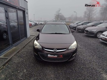 Opel Astra J Sedan 1.4 Turbo ECOTEC 140KM 2015 Opel Astra 1.4 Benzyna LPG 140KM Klimatyzacja Zarejestrowany 1.4 140KM, zdjęcie 2