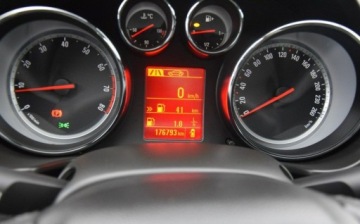 Opel Insignia I Sedan 1.6 Turbo ECOTEC 180KM 2011 Opel Insignia 1.6TB Navi Klimatronik Xenon Sprowadzony Oplacony 1.6, zdjęcie 18