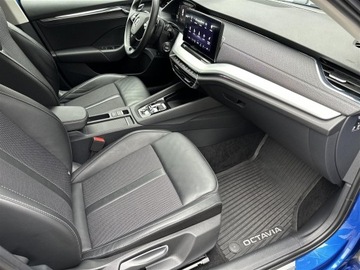 Skoda Octavia IV Liftback Plug-in  1.4 TSI iV Plug-In Hybrid 204KM 2021 Skoda Octavia 1.4TSI PHEV 204KM Style DSG l Salon, zdjęcie 8