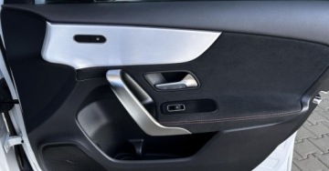 Mercedes Klasa A W177/V177 Hatchback Plug-In Facelifting 1.3 250e 218KM 2023 Mercedes-Benz Klasa A SalonPL A250e AMG LINE LED Hybryda Plug-In FV VAT23, zdjęcie 19