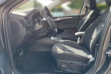 Ford Focus IV 2025 Ford Focus Active X, Kombi, Od Reki, Pakiet Winter, Wynajem Dlugoterminowy, zdjęcie 9