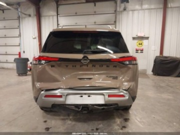 Nissan Pathfinder III 2023 Nissan Pathfinder Platinum 2023 3.5 Benzyna 284KM, zdjęcie 4