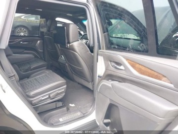 Cadillac Escalade III 2021 Cadillac Escalade 2021 3.0l 3.0 Diesel 277KM, zdjęcie 12