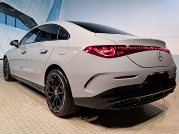 Mercedes CLA C118/X118 2025 MERCEDES-BENZ CLA 200 Sedan 1.5 (163KM) 2025, zdjęcie 3